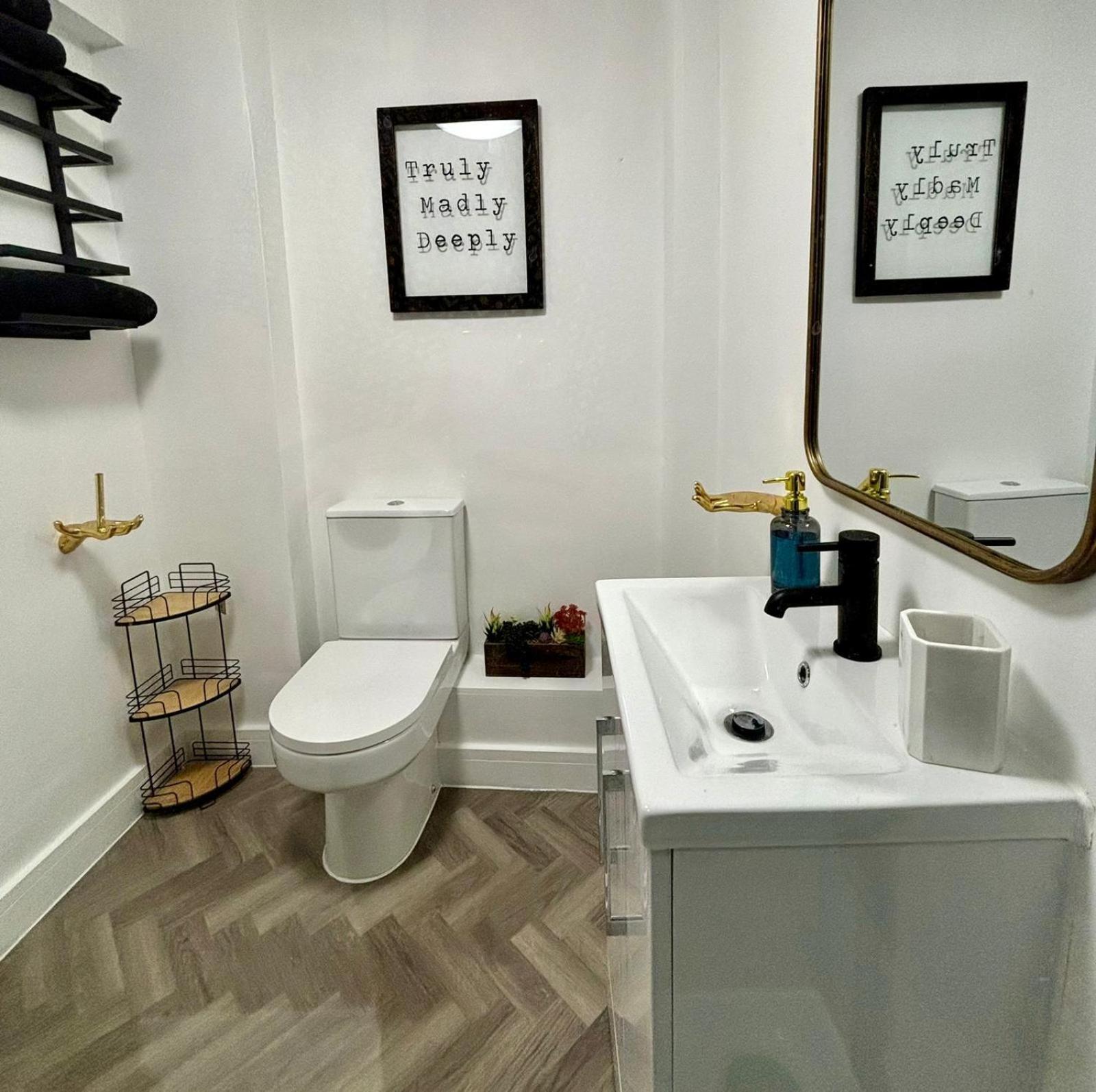 Stylish And Chic Seaside Apartment Southend-on-Sea Kültér fotó