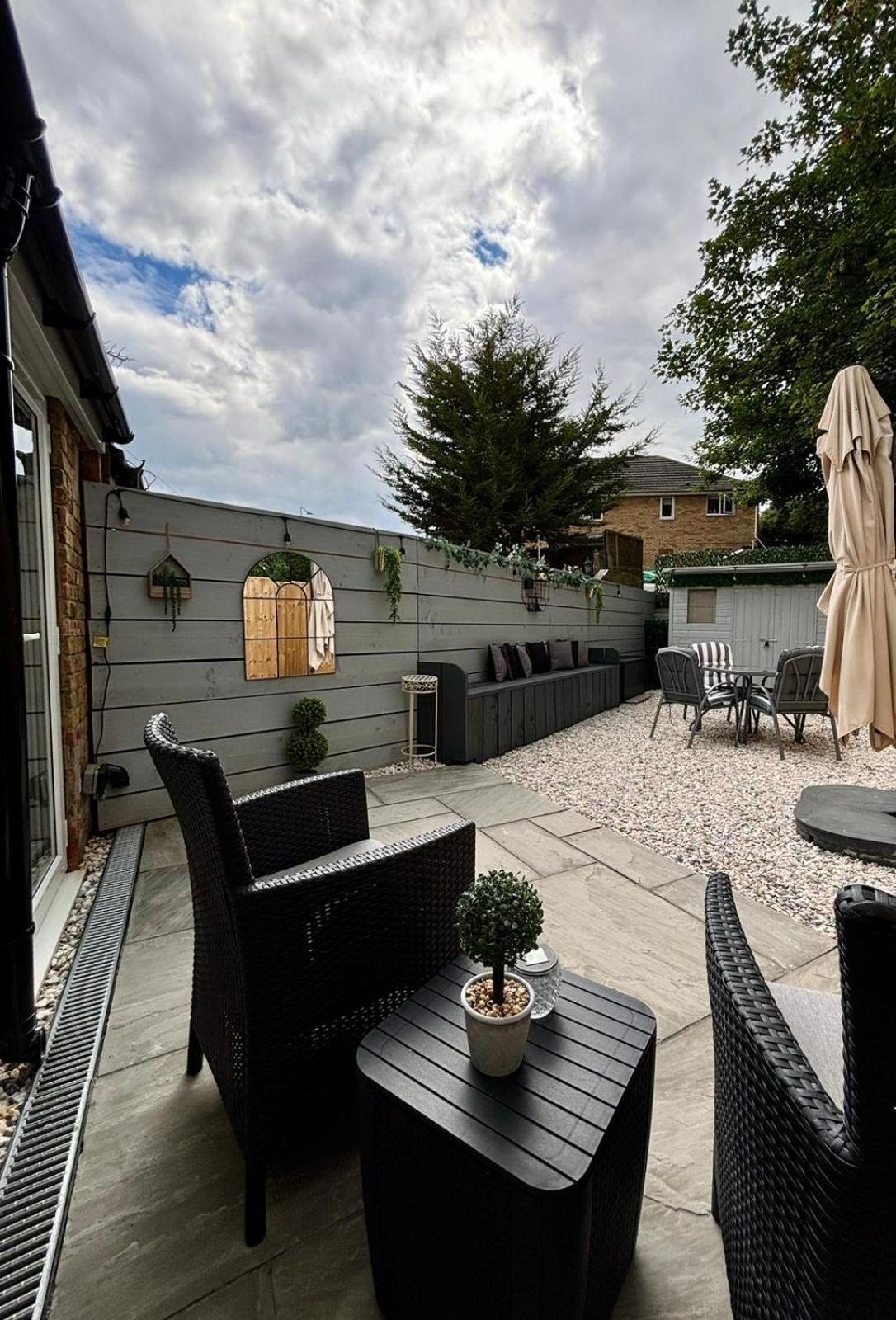 Stylish And Chic Seaside Apartment Southend-on-Sea Kültér fotó